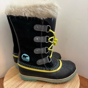 Sorel Kids Joan of Arctic Winter Snow Boots in Black
